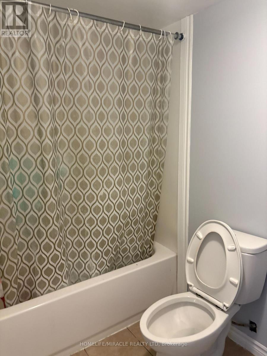 44 Altura Way, Brampton, Ontario  L6P 1A4 - Photo 23 - W12653224