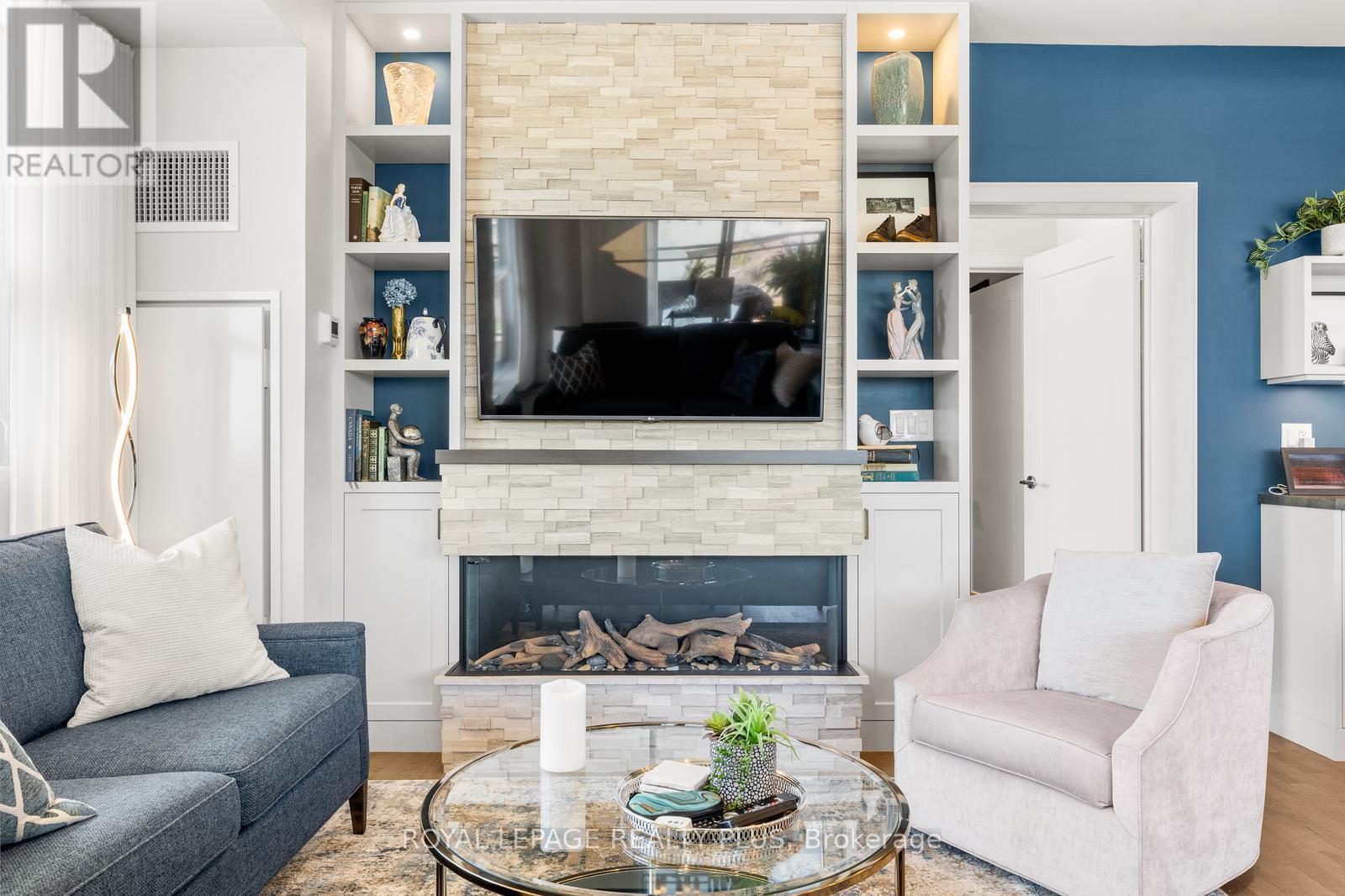 327 - 1575 Lakeshore Road W, Mississauga, Ontario L5J 0B1 - Photo 10 - W12653234