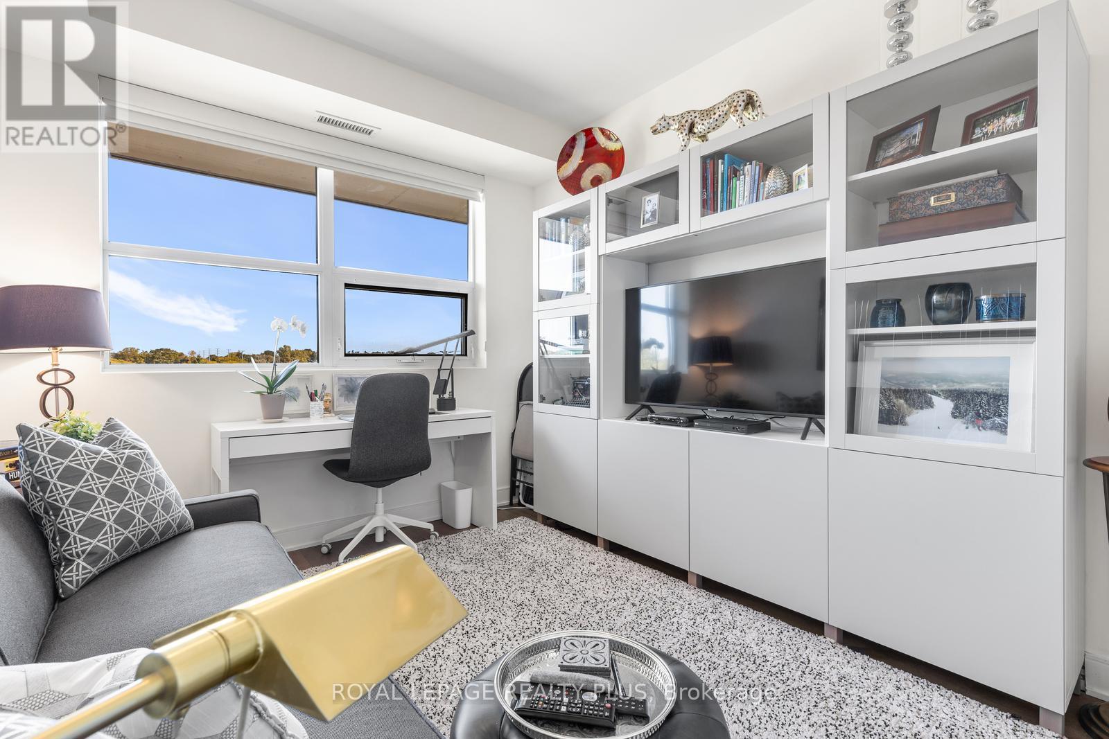 327 - 1575 Lakeshore Road W, Mississauga, Ontario L5J 0B1 - Photo 31 - W12653234