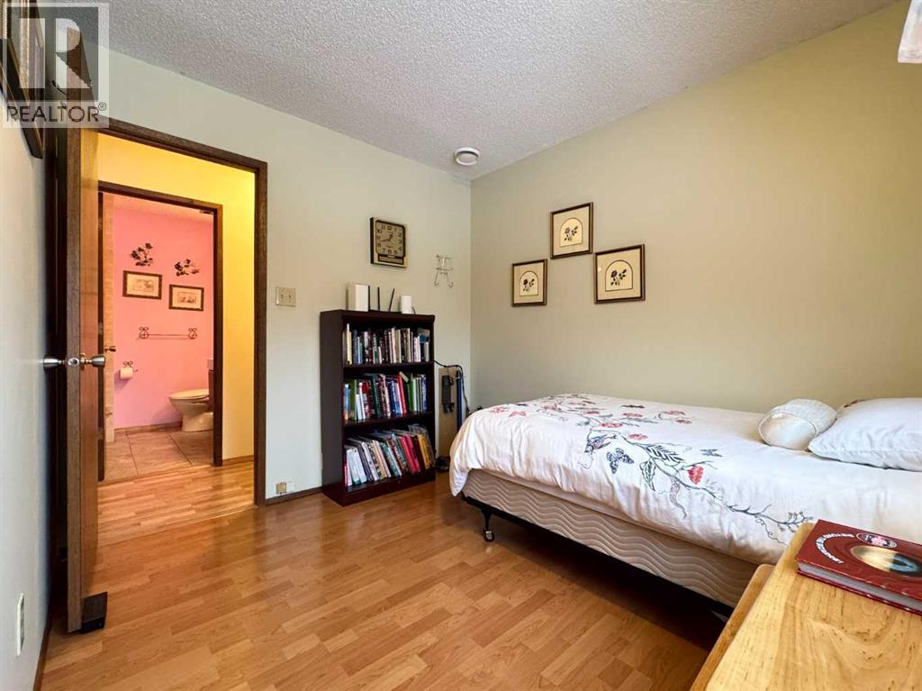 11 Princeton Road W, Lethbridge, Alberta  T1K 5A1 - Photo 24 - A2275434