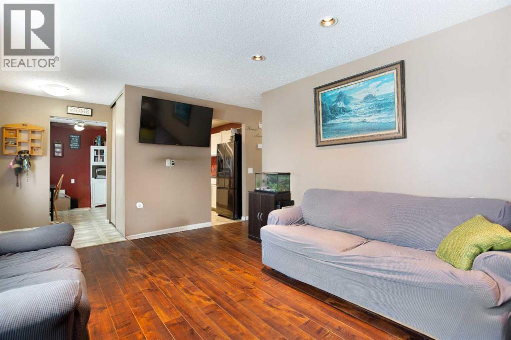 11 Ridgebrook Drive Sw, Airdrie, Alberta  T4B 1A9 - Photo 7 - A2273561