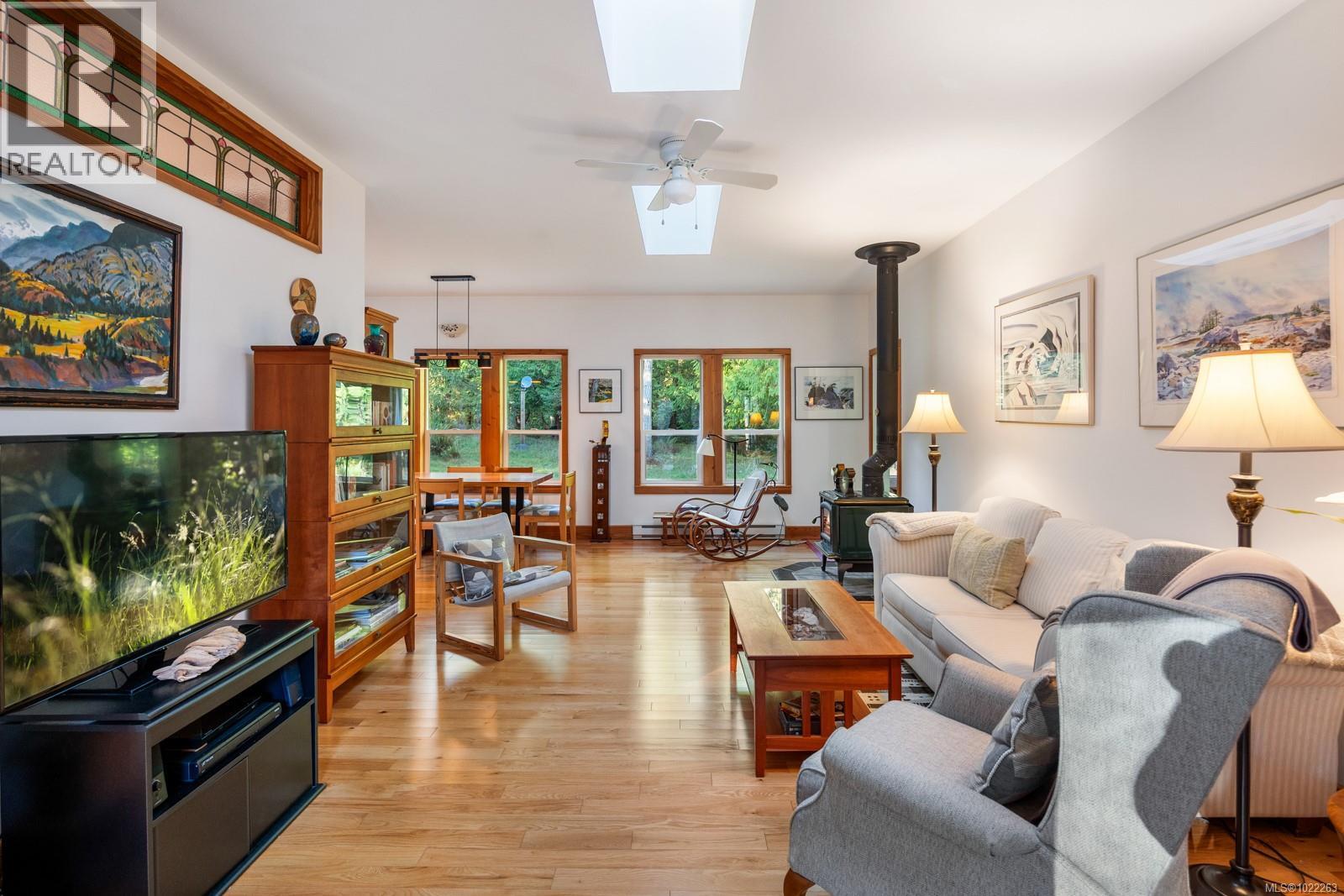 8875 Owl Cres, Denman Island, British Columbia  V0R 1T0 - Photo 12 - 1022263