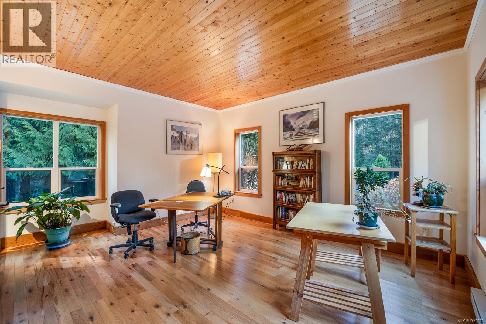 8875 Owl Cres, Denman Island, British Columbia  V0R 1T0 - Photo 20 - 1022263