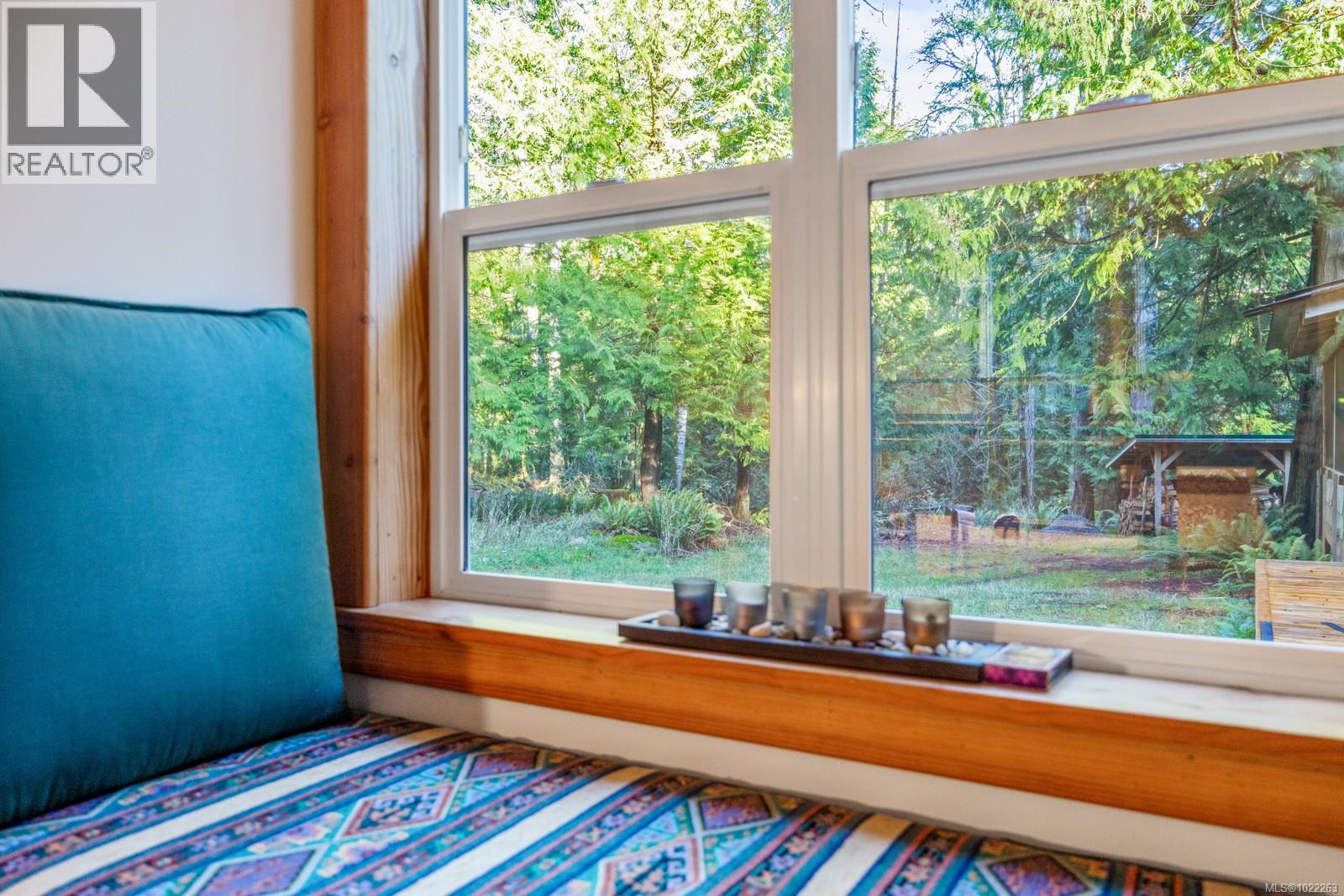 8875 Owl Cres, Denman Island, British Columbia  V0R 1T0 - Photo 29 - 1022263