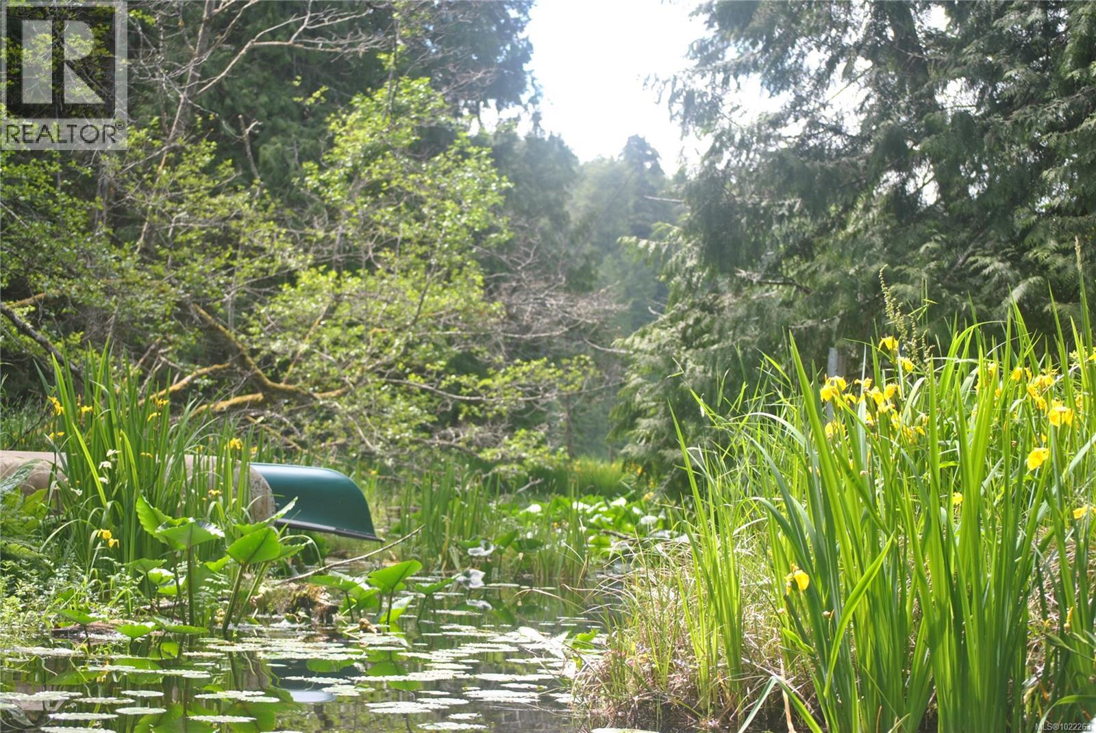 8875 Owl Cres, Denman Island, British Columbia  V0R 1T0 - Photo 4 - 1022263