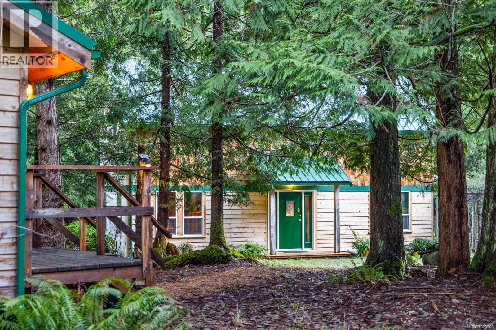 8875 Owl Cres, Denman Island, British Columbia  V0R 1T0 - Photo 8 - 1022263