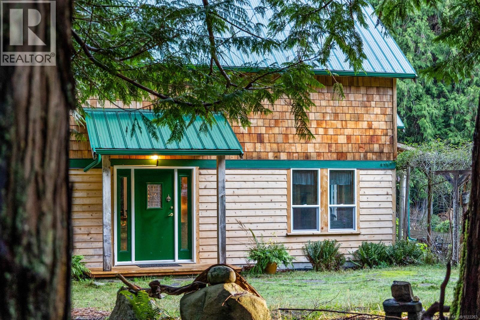 8875 Owl Cres, Denman Island, British Columbia  V0R 1T0 - Photo 9 - 1022263