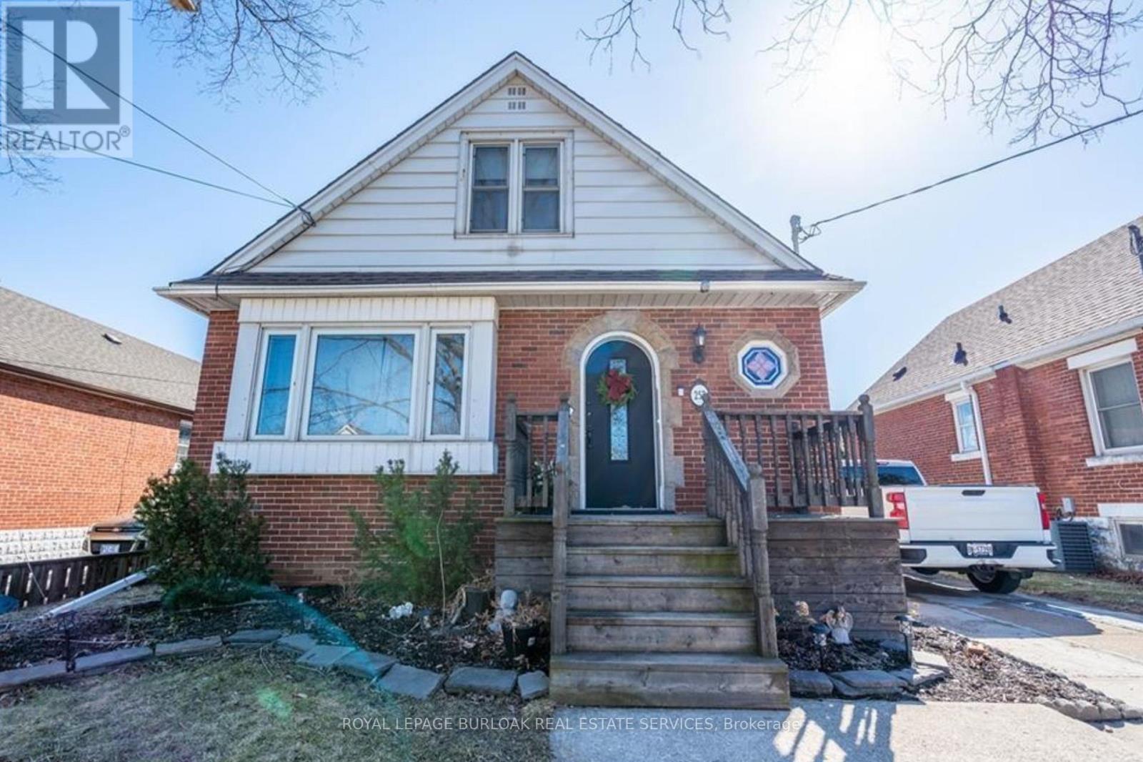 Lower - 257 East 17th Street, Hamilton, Ontario  L9A 4M6 - Photo 12 - X12653230