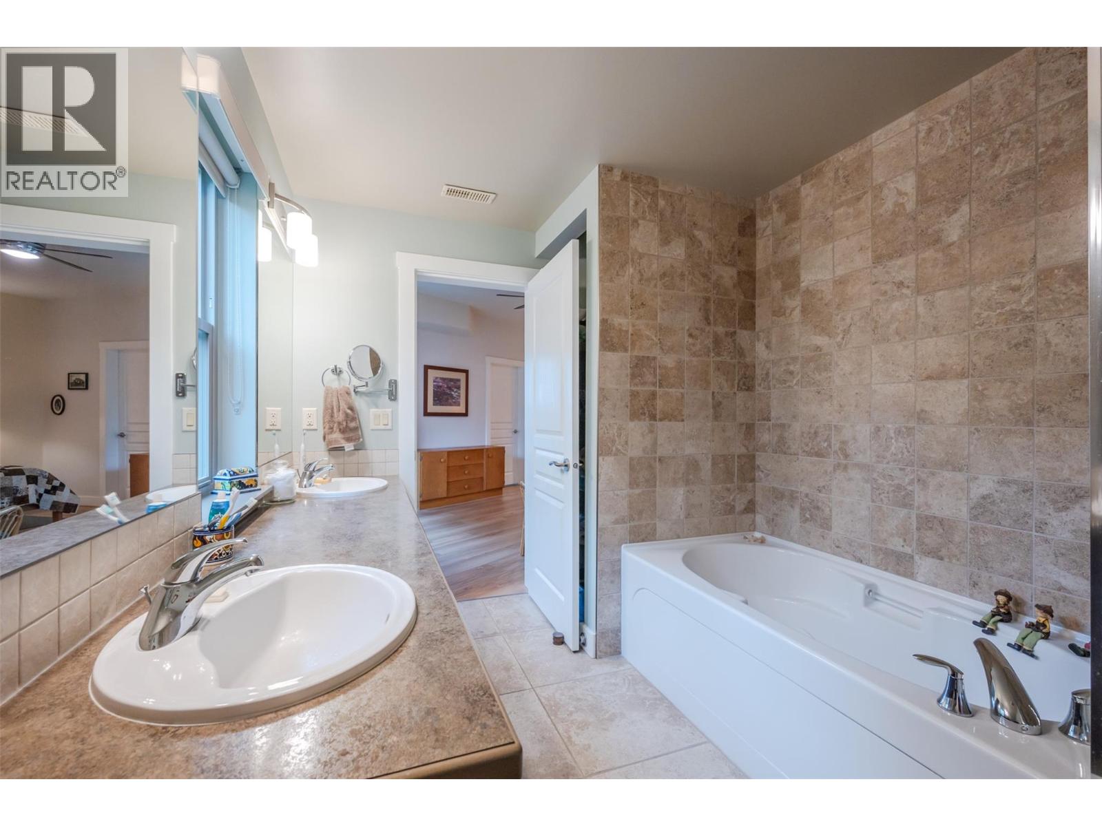 873 Forestbrook Drive Unit# 105, Penticton, British Columbia  V2A 2E9 - Photo 24 - 10371628