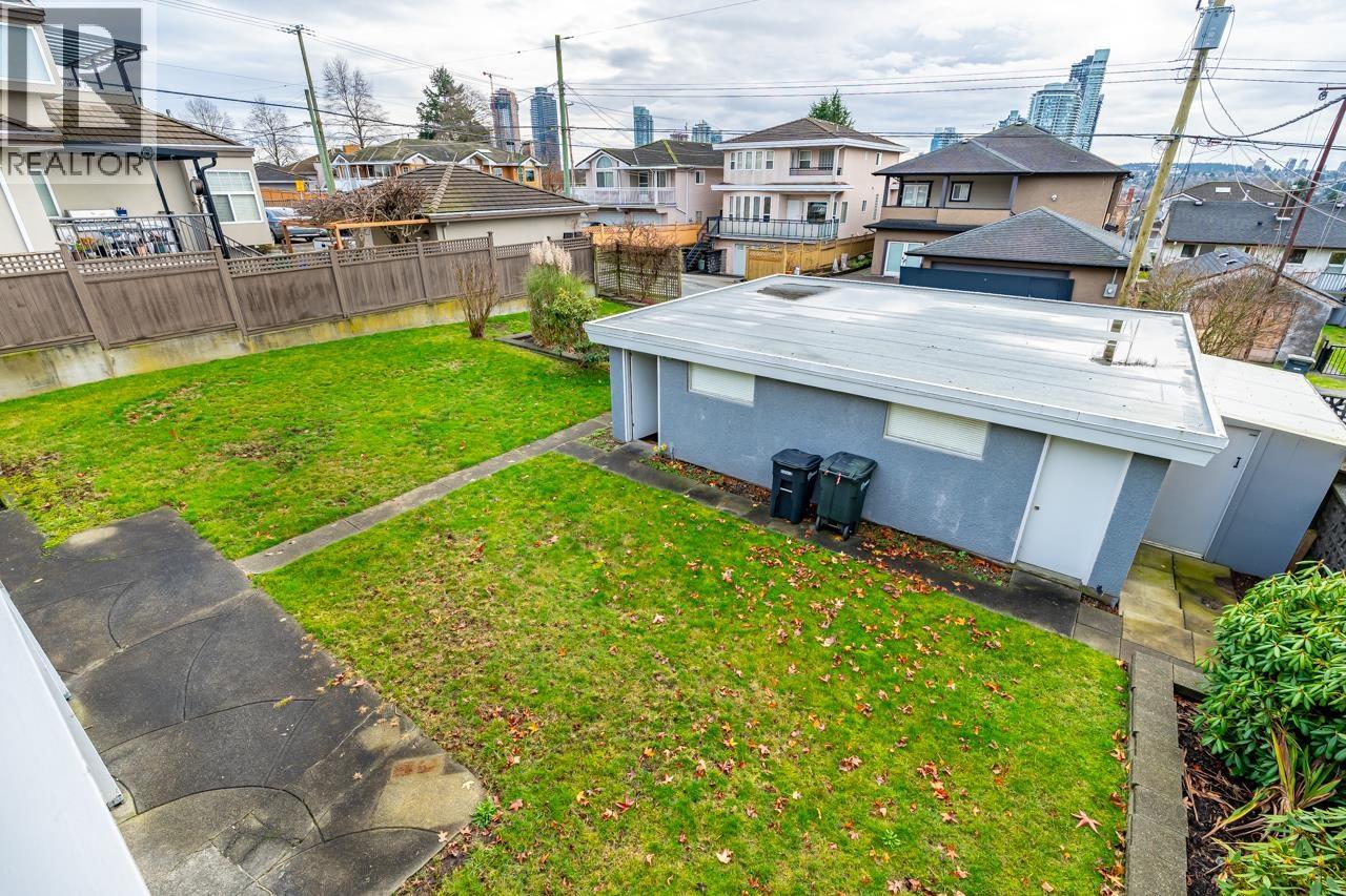 4044 Parker Street, Burnaby, British Columbia V5C 3B9 - Photo 35 - R3075147