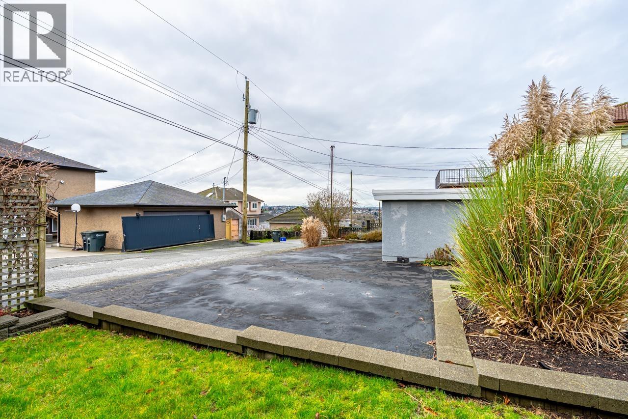 4044 Parker Street, Burnaby, British Columbia V5C 3B9 - Photo 37 - R3075147