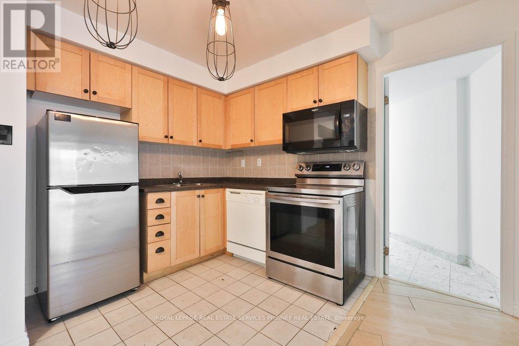 302 - 650 Queens Quay W, Toronto, Ontario  M5V 3N2 - Photo 3 - C12653250