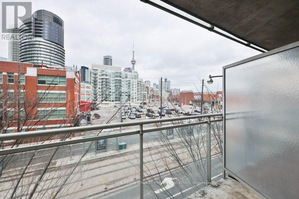 302 - 650 Queens Quay W, Toronto, Ontario  M5V 3N2 - Photo 6 - C12653250