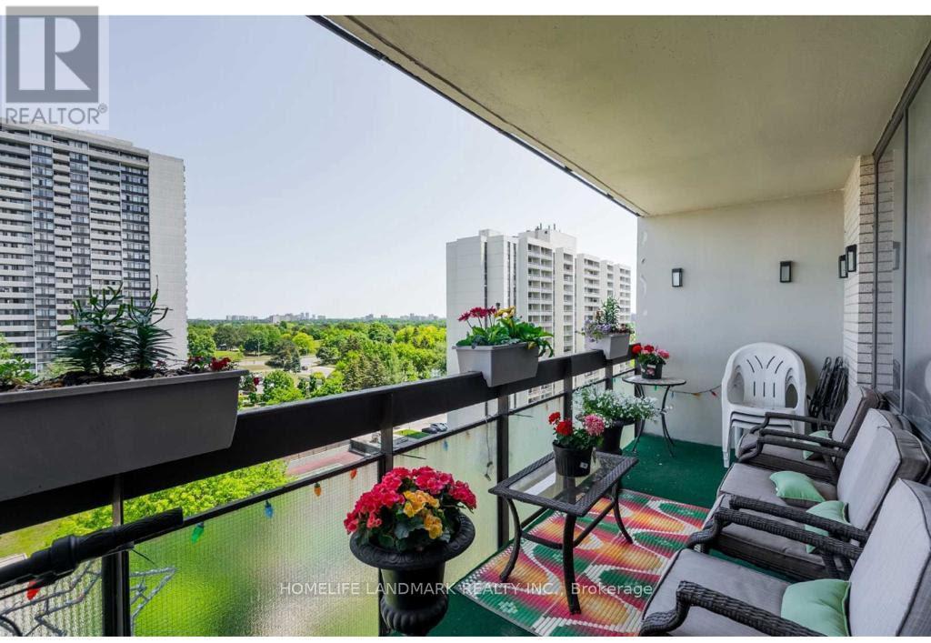 # 1402 - 177 Linus Road, Toronto, Ontario  M2J 4S5 - Photo 17 - C12653252