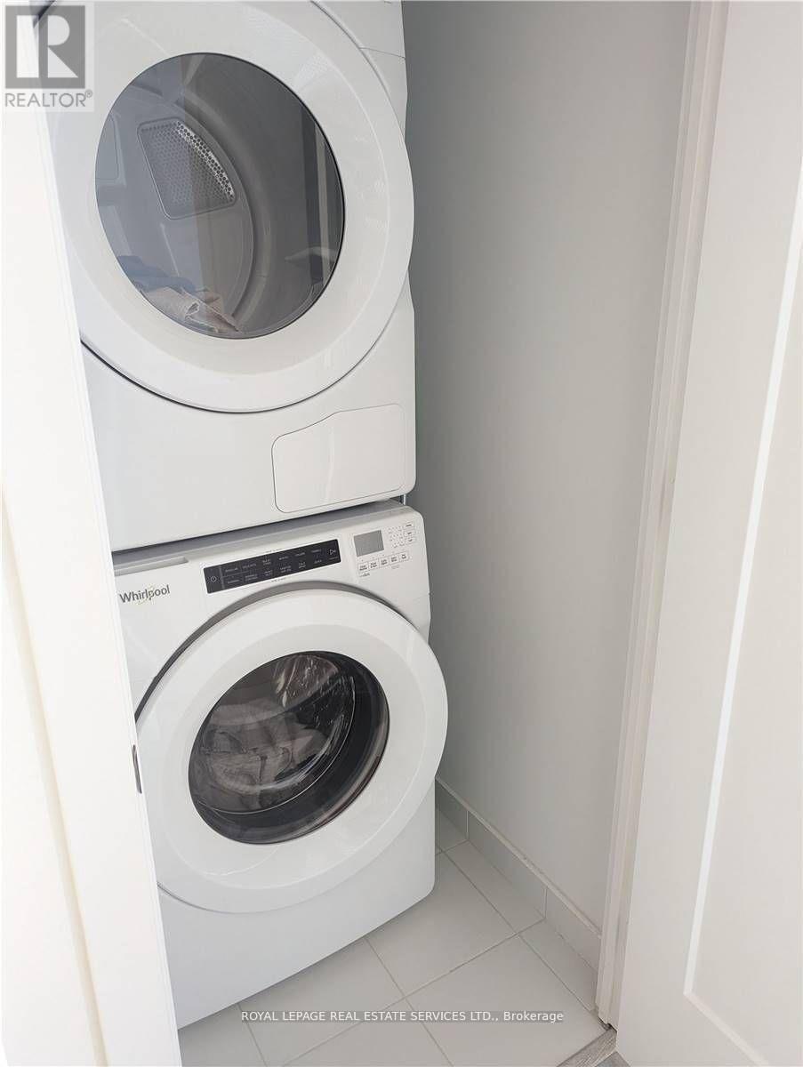 2502 - 575 Bloor Street E, Toronto, Ontario  M4W 0B2 - Photo 13 - C12653264