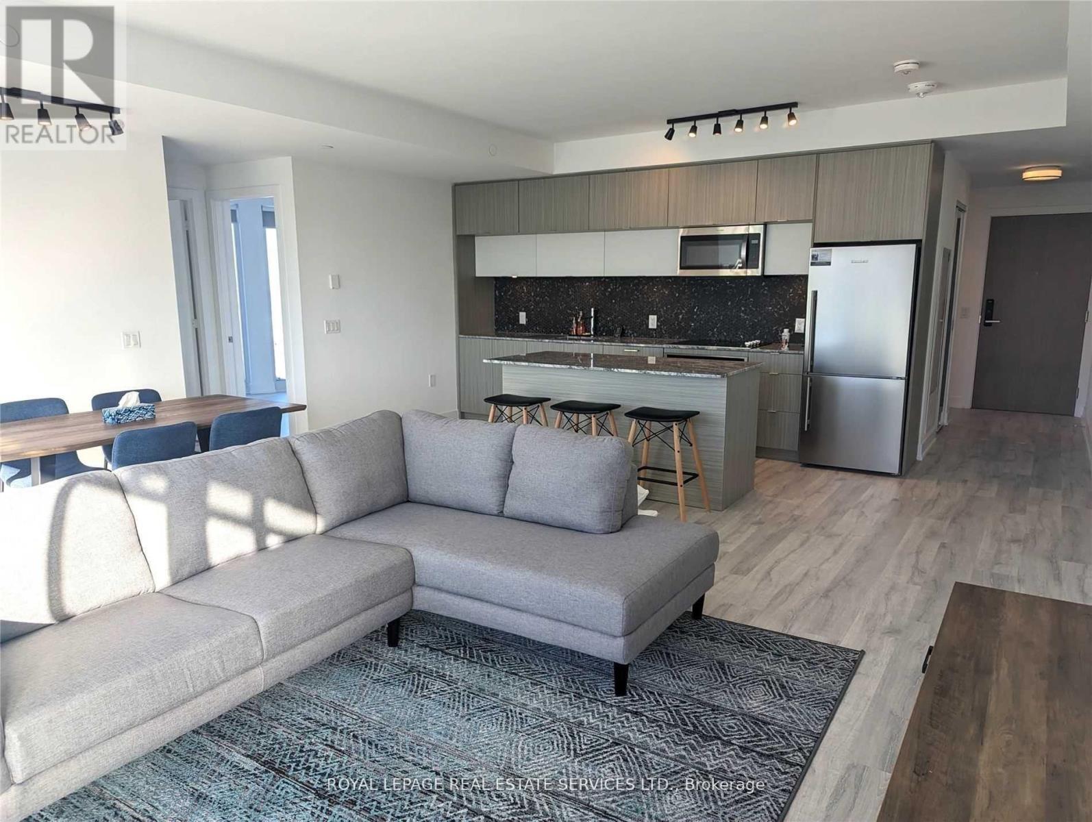 2502 - 575 Bloor Street E, Toronto, Ontario  M4W 0B2 - Photo 2 - C12653264