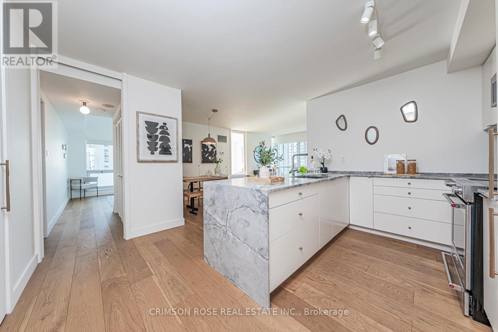 1107 - 10 Queens Quay W, Toronto, Ontario  M5J 2R9 - Photo 10 - C12506572