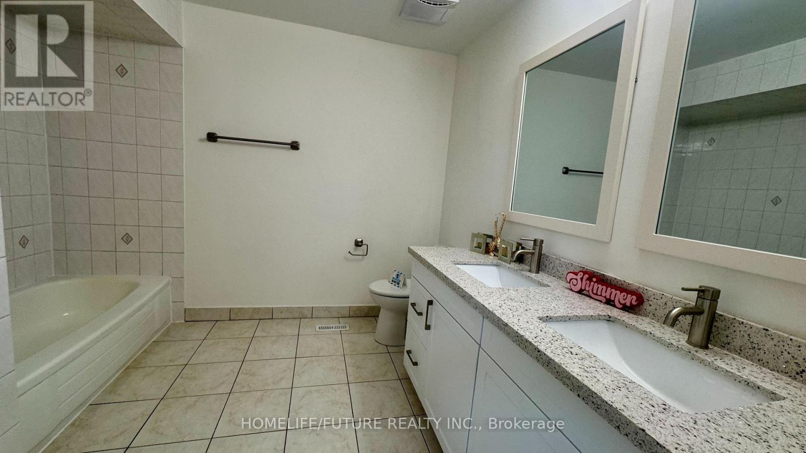 129 Northolt Crescent, Markham, Ontario  L3R 6N9 - Photo 22 - N12644508