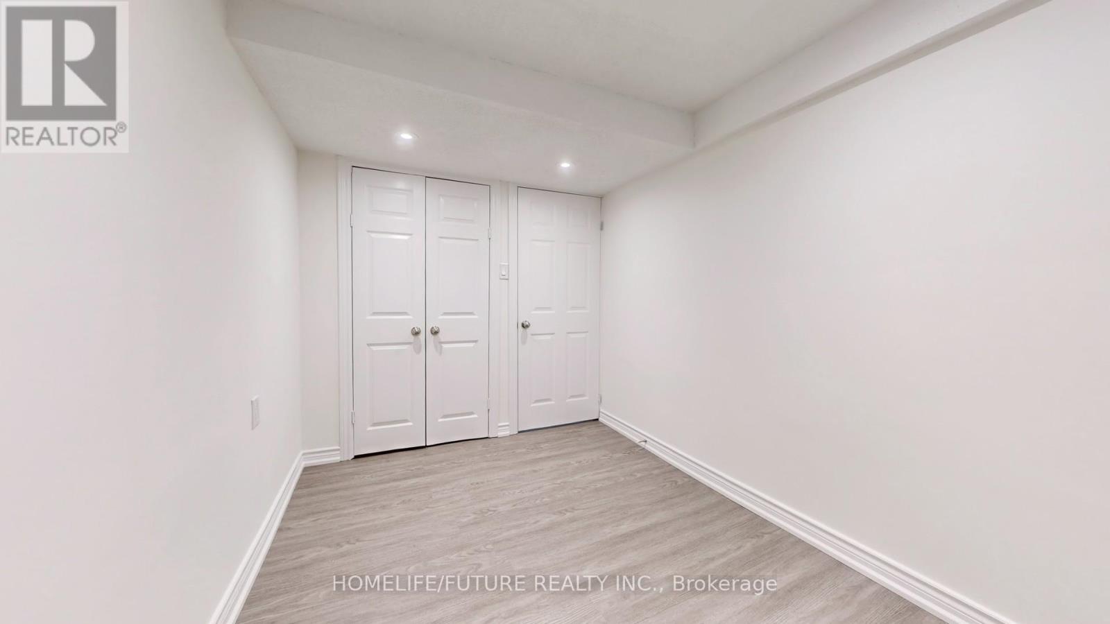 129 Northolt Crescent, Markham, Ontario  L3R 6N9 - Photo 37 - N12644508