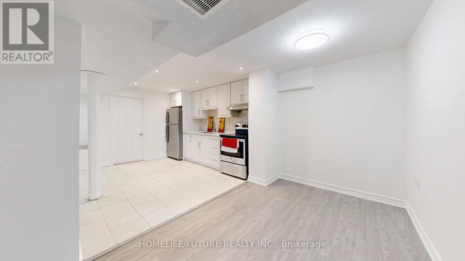 129 Northolt Crescent, Markham, Ontario  L3R 6N9 - Photo 34 - N12644508