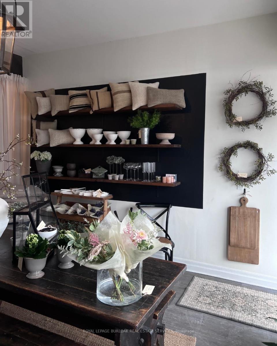 3130 Dundas Street W, Toronto, Ontario  M6P 2A1 - Photo 3 - W12483616