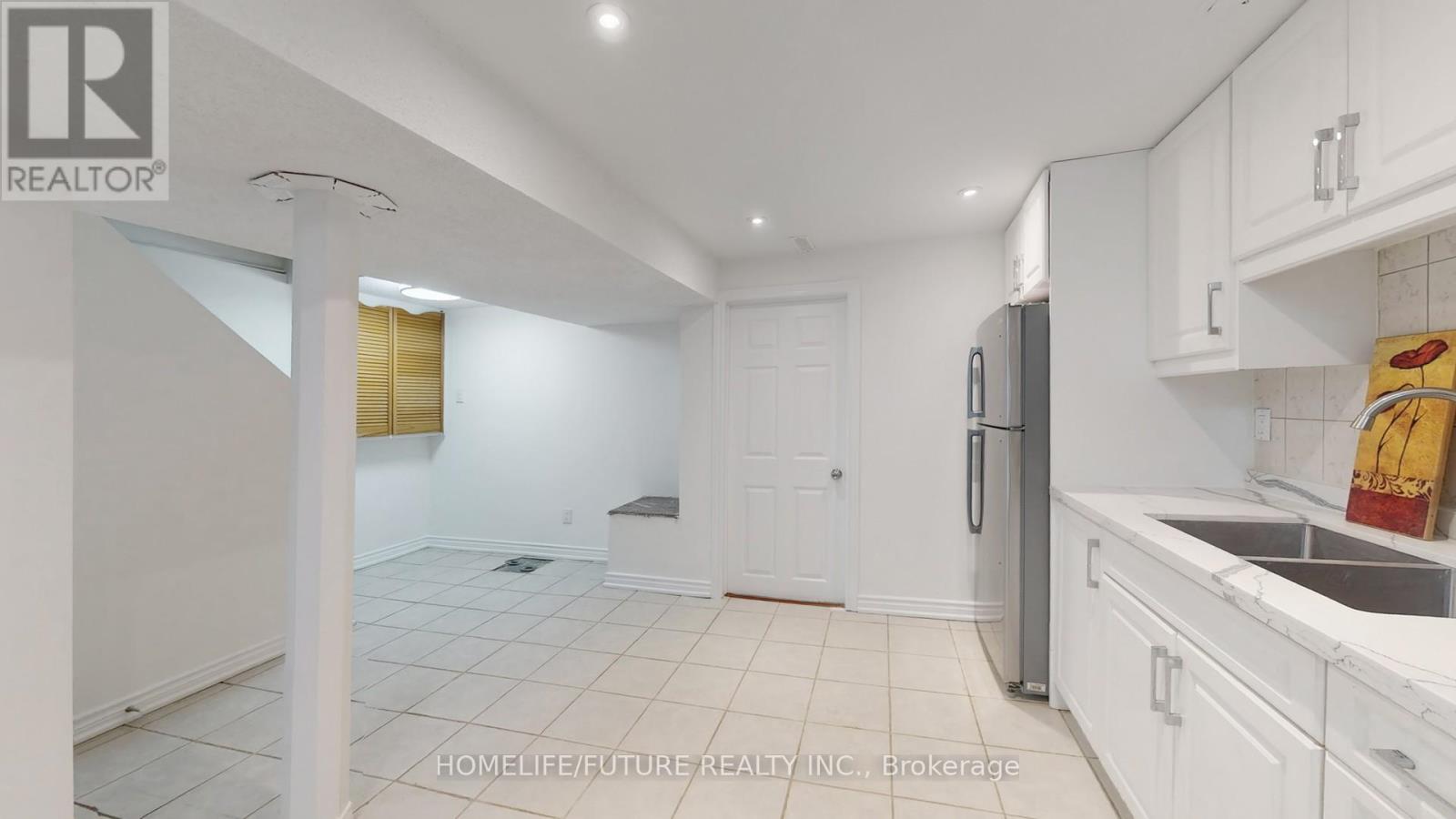 129 Northolt Crescent, Markham, Ontario  L3R 6N9 - Photo 33 - N12644508