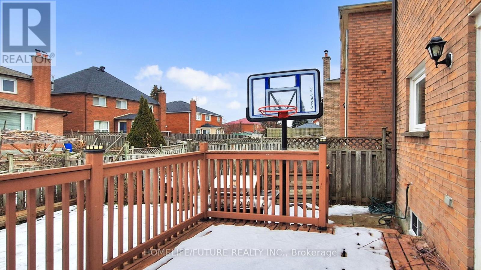 129 Northolt Crescent, Markham, Ontario  L3R 6N9 - Photo 49 - N12644508