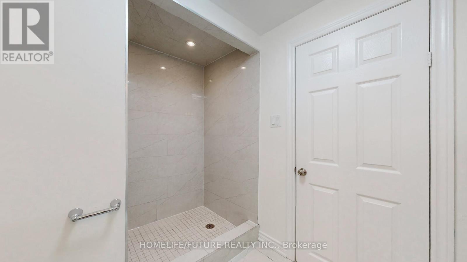 129 Northolt Crescent, Markham, Ontario  L3R 6N9 - Photo 40 - N12644508