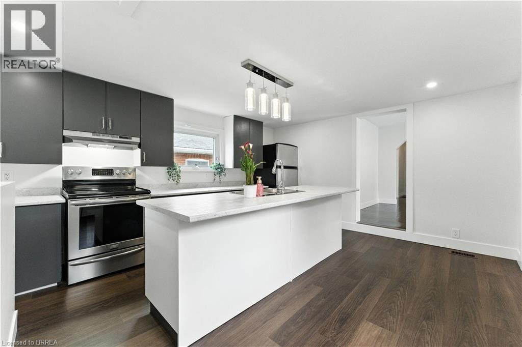 34 North Park Street, Brantford, Ontario  N3R 4J6 - Photo 7 - 40752933