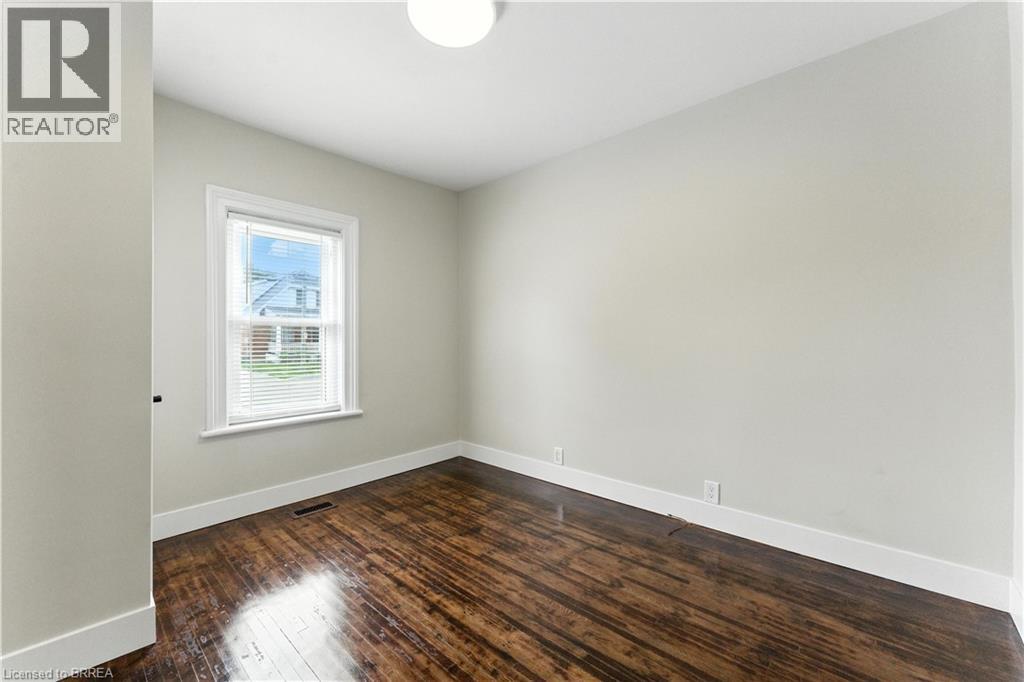 34 North Park Street, Brantford, Ontario  N3R 4J6 - Photo 18 - 40752933