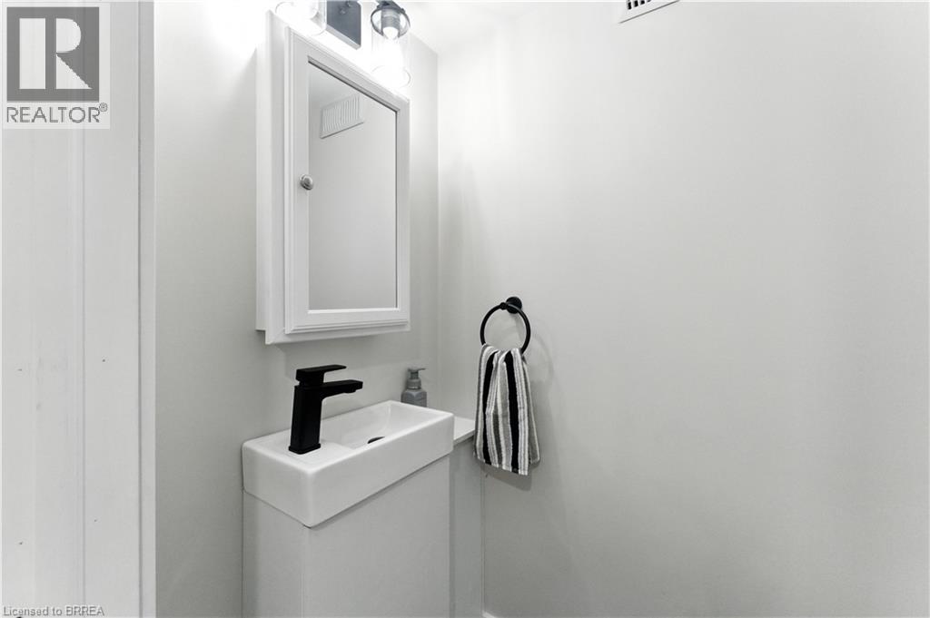 34 North Park Street, Brantford, Ontario  N3R 4J6 - Photo 24 - 40752933