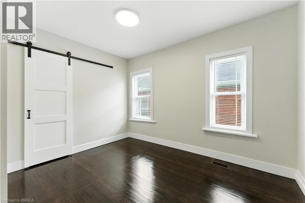 34 North Park Street, Brantford, Ontario  N3R 4J6 - Photo 16 - 40752933