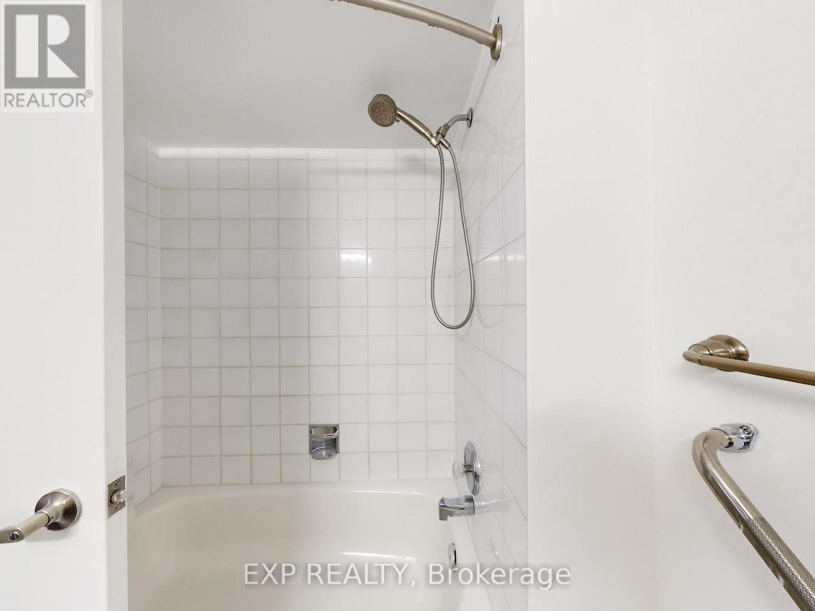 209 - 7420 Bathurst Street, Vaughan, Ontario  L4J 6X4 - Photo 23 - N12650894