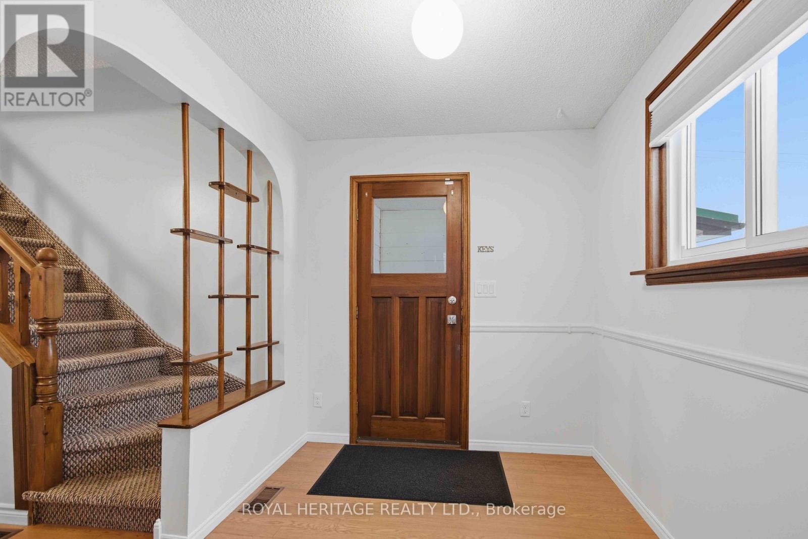 6 Kerr Crescent, Quinte West, Ontario  K8V 2W3 - Photo 12 - X12653300