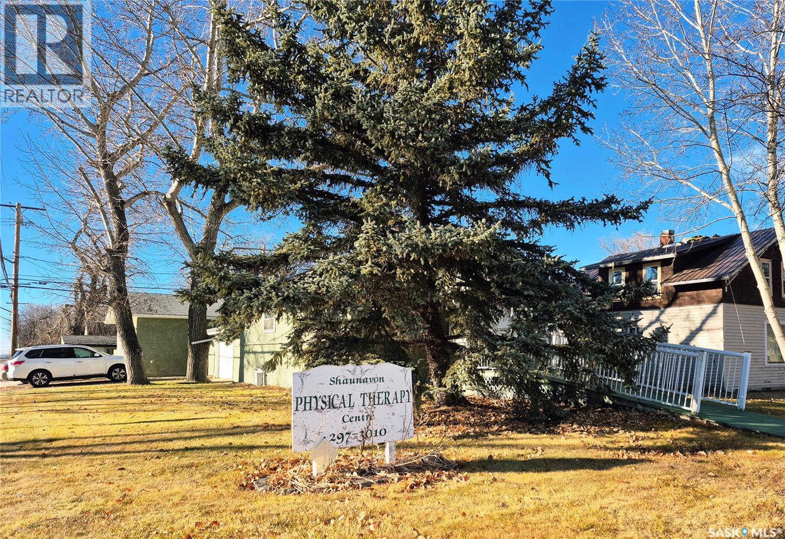505 Centre Street, Shaunavon, Saskatchewan  S0N 2M0 - Photo 3 - SK024850