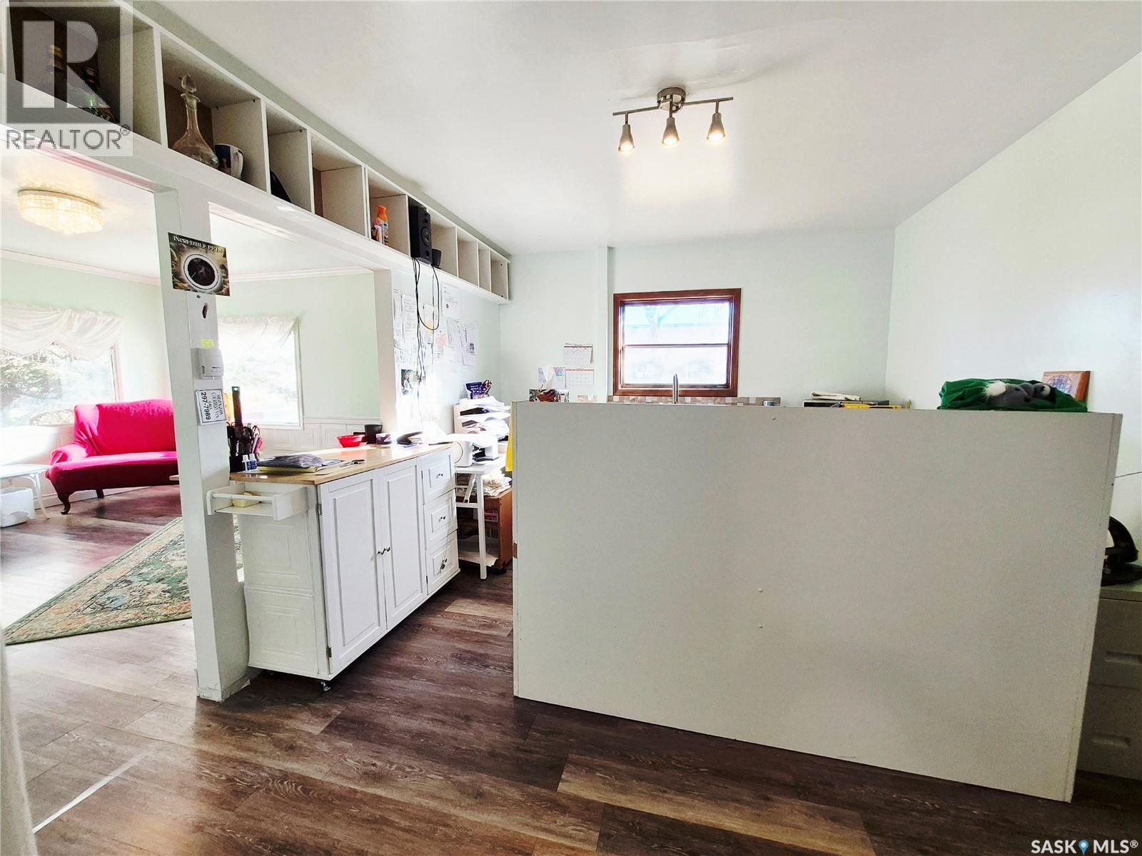 505 Centre Street, Shaunavon, Saskatchewan  S0N 2M0 - Photo 8 - SK024850