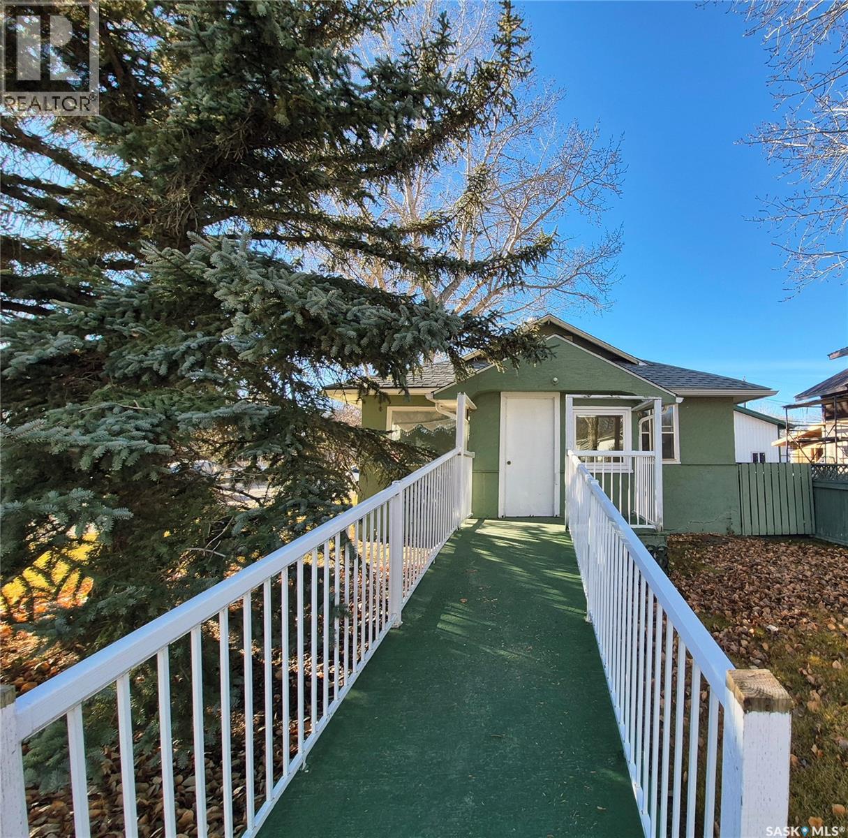 505 Centre Street, Shaunavon, Saskatchewan  S0N 2M0 - Photo 27 - SK024850