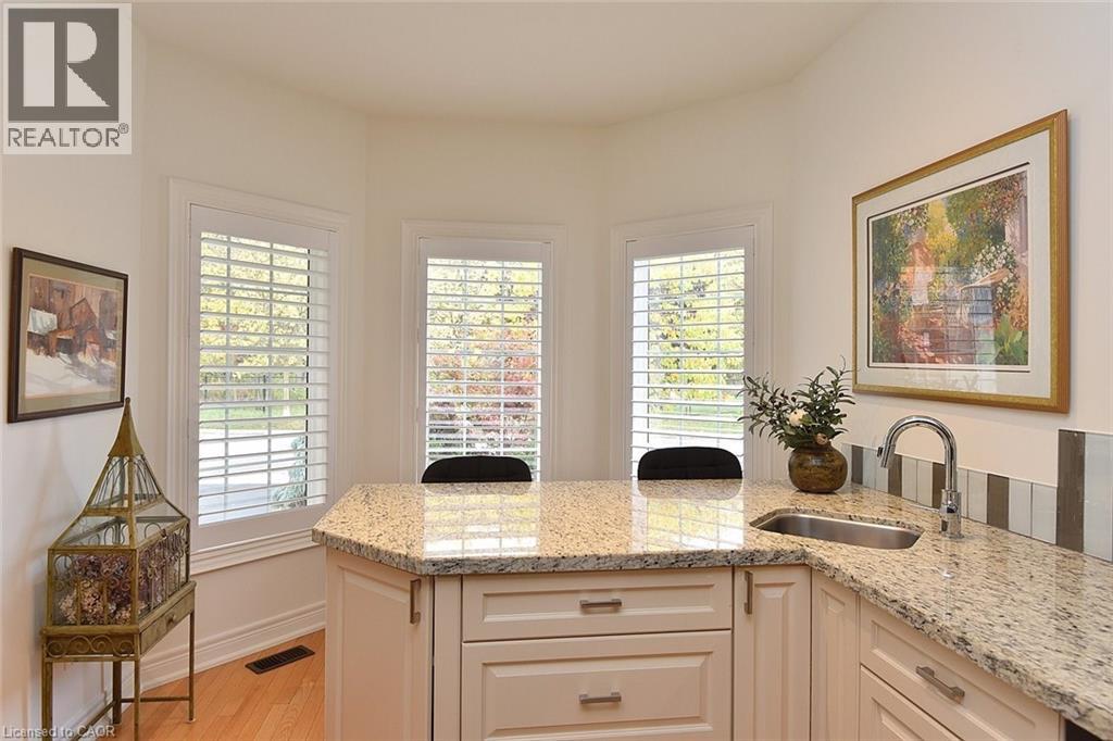 35 Riding Park Place, Dundas, Ontario  L9H 0B1 - Photo 10 - 40780948