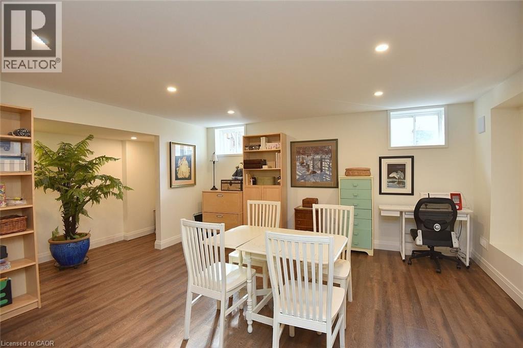 35 Riding Park Place, Dundas, Ontario  L9H 0B1 - Photo 34 - 40780948