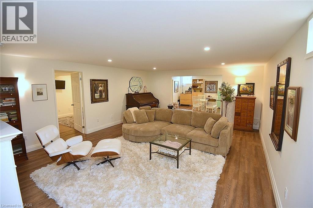 35 Riding Park Place, Dundas, Ontario  L9H 0B1 - Photo 31 - 40780948