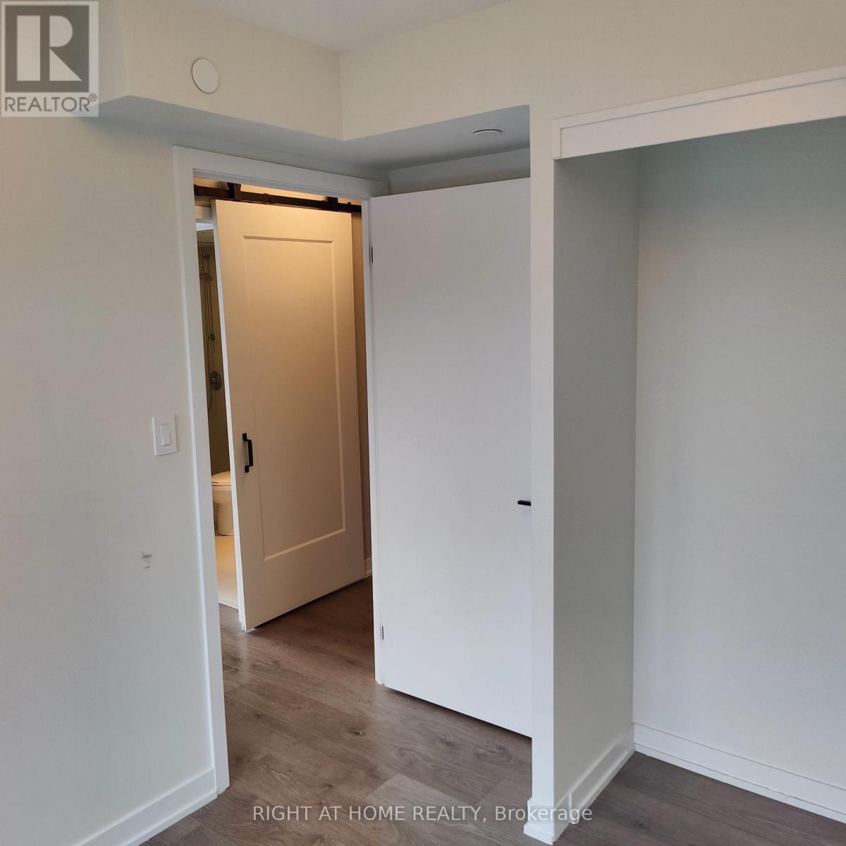 207 - 1401 O'connor Drive, Toronto, Ontario  M4B 2V5 - Photo 17 - E12651306