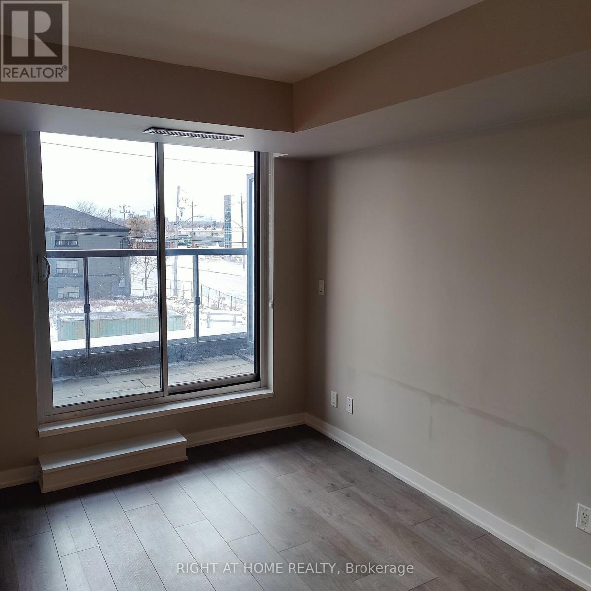 207 - 1401 O'connor Drive, Toronto, Ontario  M4B 2V5 - Photo 10 - E12651306