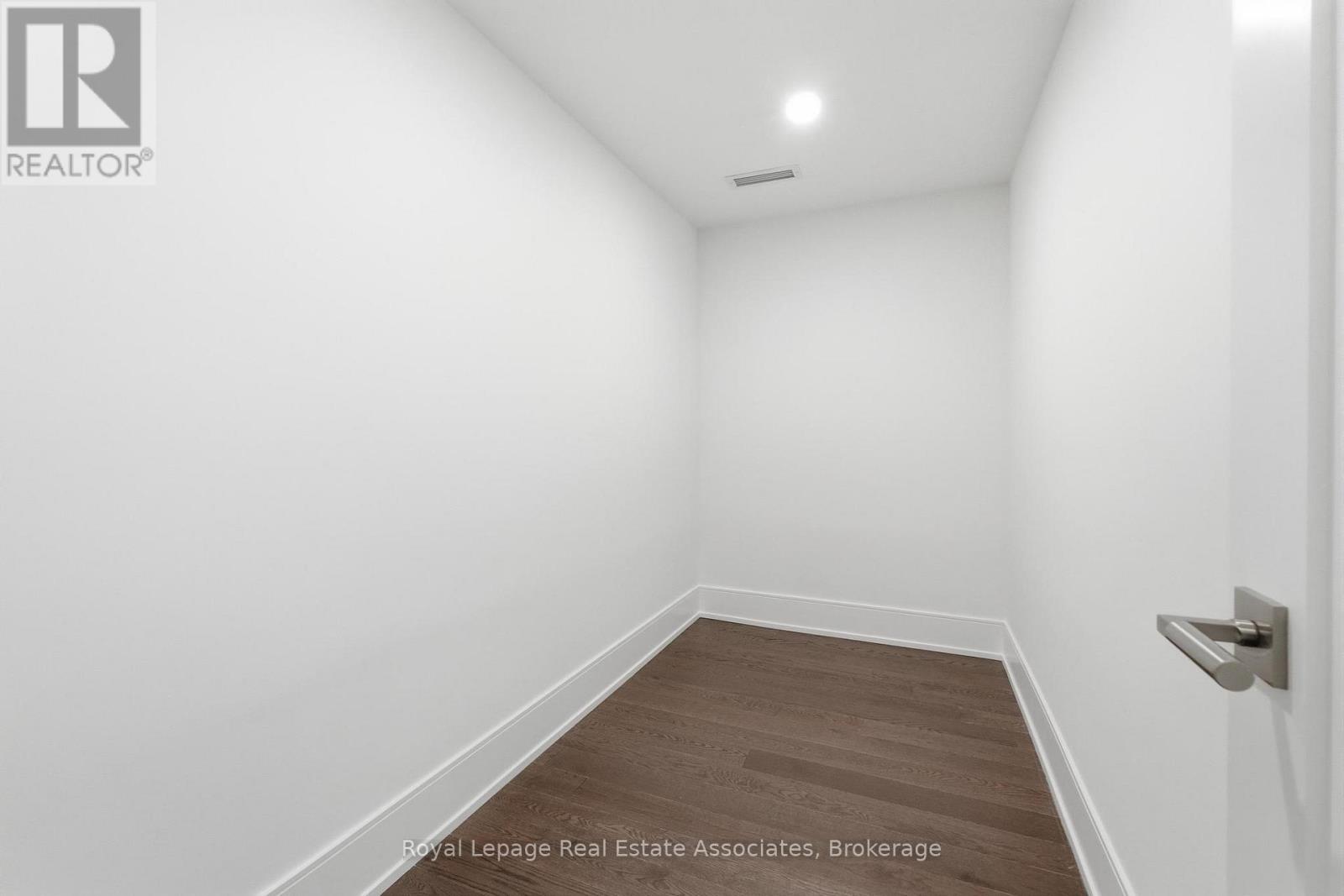 205 - 259 The Kingsway, Toronto, Ontario  M9A 0G2 - Photo 15 - W12647364