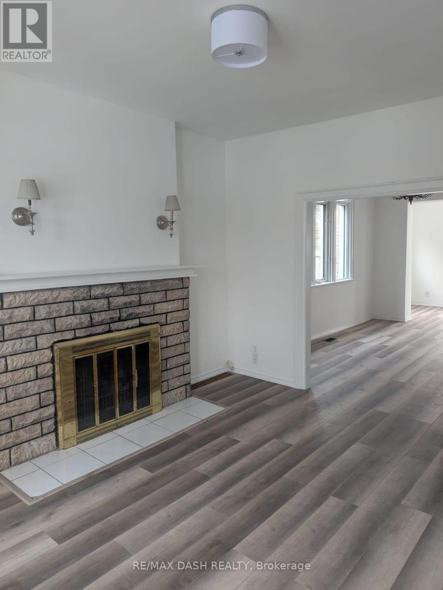 547 Glencairn Avenue, Toronto, Ontario  M6B 1Z3 - Photo 4 - C12653272