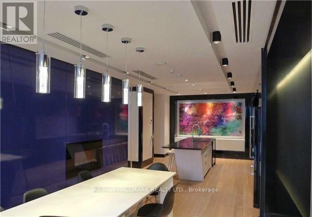 #303 - 30 Roehampton Avenue, Toronto, Ontario  M4P 1R2 - Photo 12 - C12653288