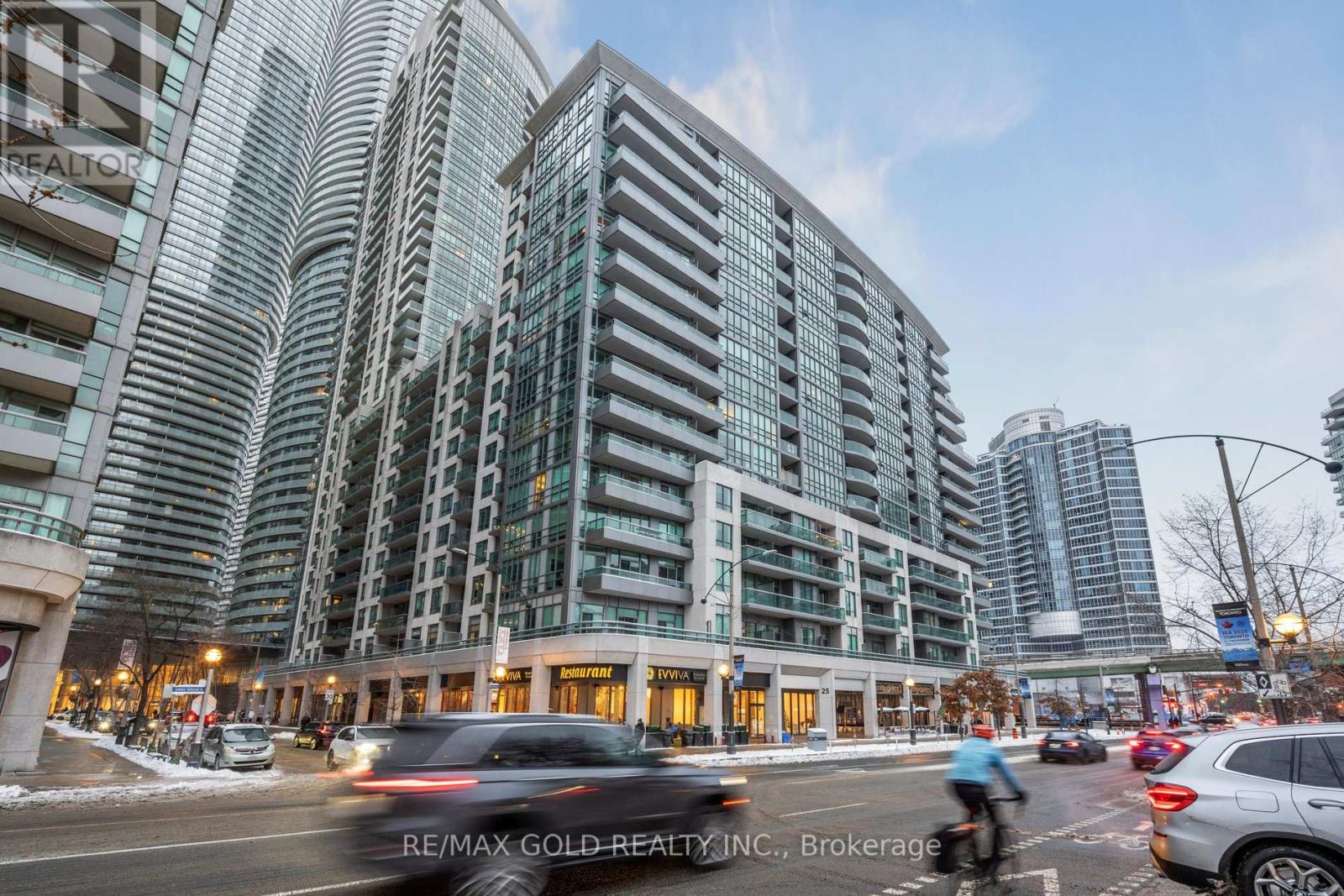 1819 - 25 Lower Simcoe Street, Toronto, Ontario  M5J 3A1 - Photo 1 - C12653310