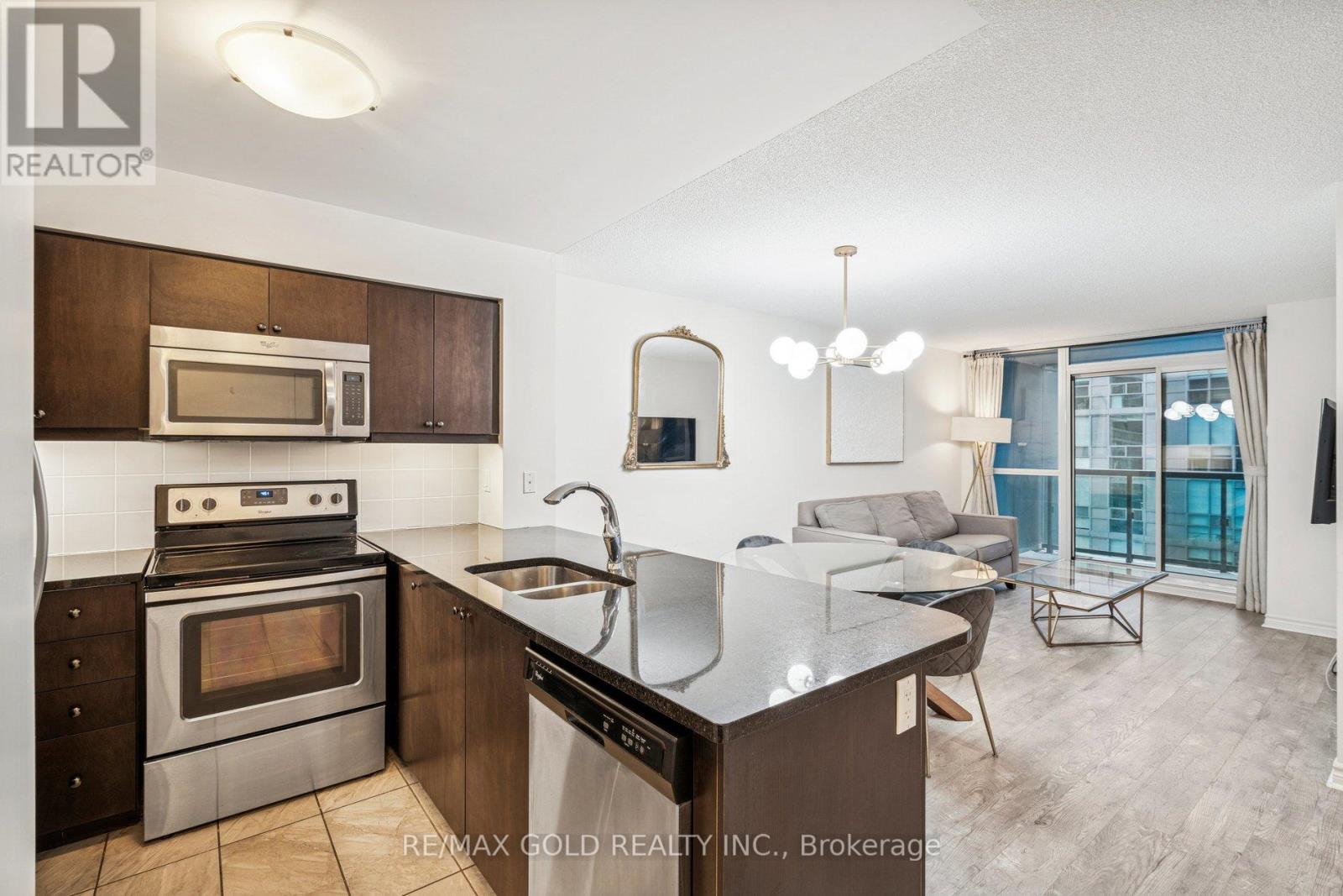 1819 - 25 Lower Simcoe Street, Toronto, Ontario  M5J 3A1 - Photo 13 - C12653310