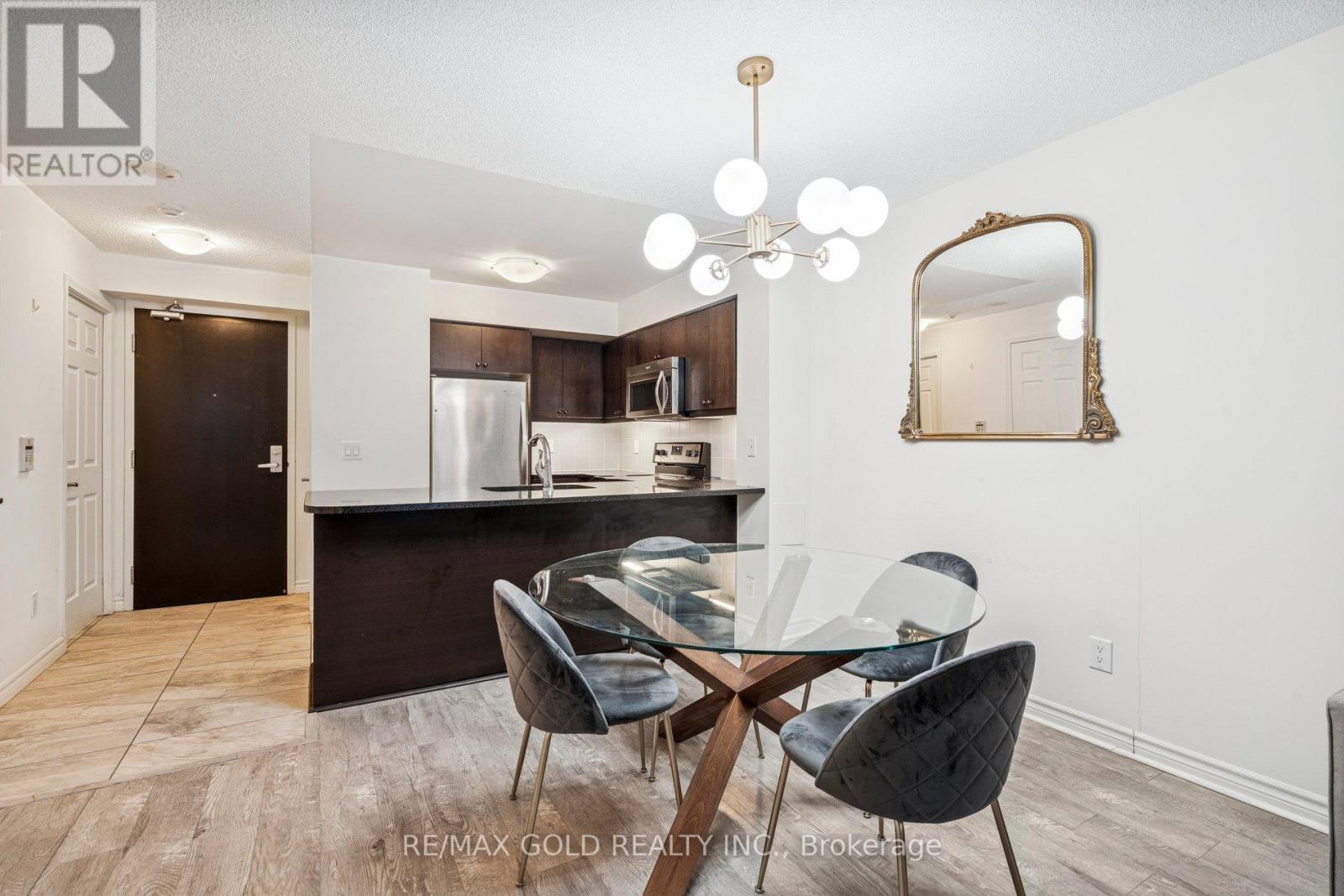 1819 - 25 Lower Simcoe Street, Toronto, Ontario  M5J 3A1 - Photo 14 - C12653310