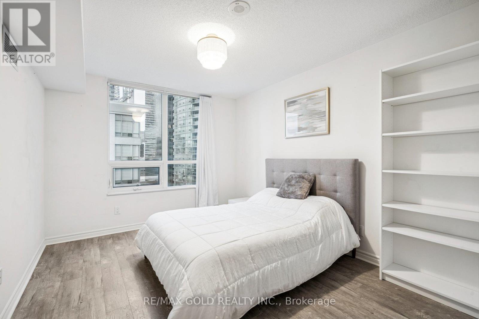 1819 - 25 Lower Simcoe Street, Toronto, Ontario  M5J 3A1 - Photo 19 - C12653310