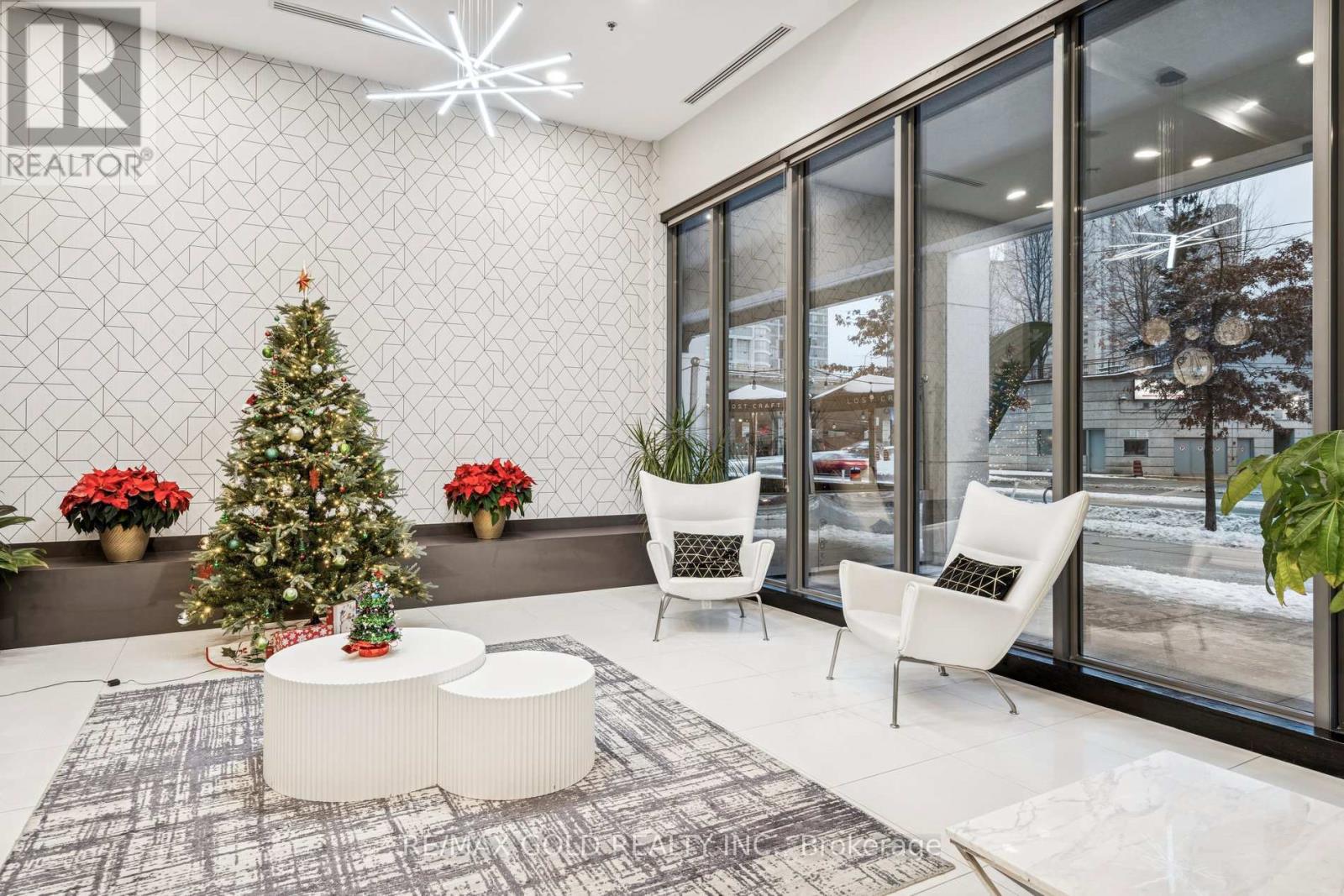 1819 - 25 Lower Simcoe Street, Toronto, Ontario  M5J 3A1 - Photo 2 - C12653310